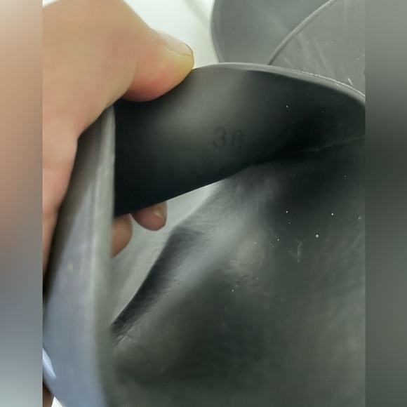 Givenchy logo women slides size 38 - Picture 3 of 3